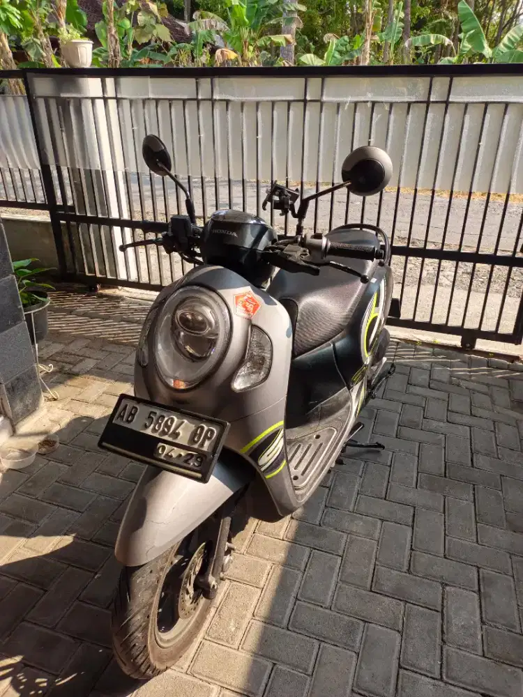 Scoopy tangan pertama dari Baru tahun 2024 istimewa