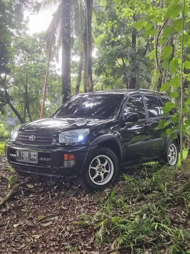 JUAL CEPAT BU
Toyota RAV4 2.0 4WD A/T 2001
Sunroof