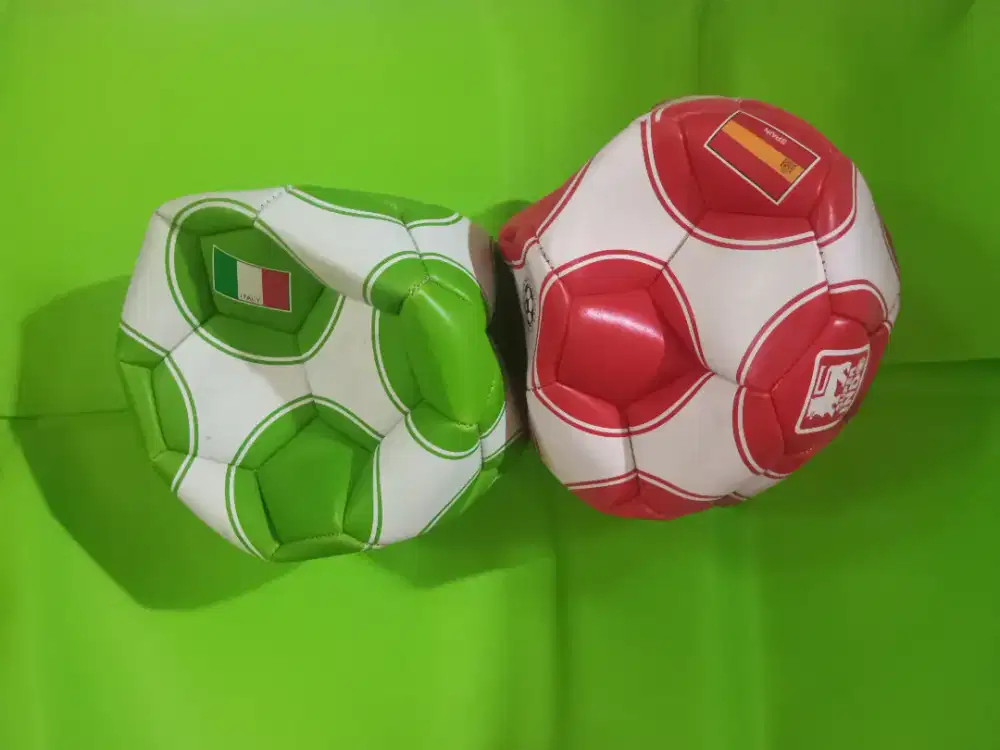 BOLA SEPAK DIJUAL BORONGAN
