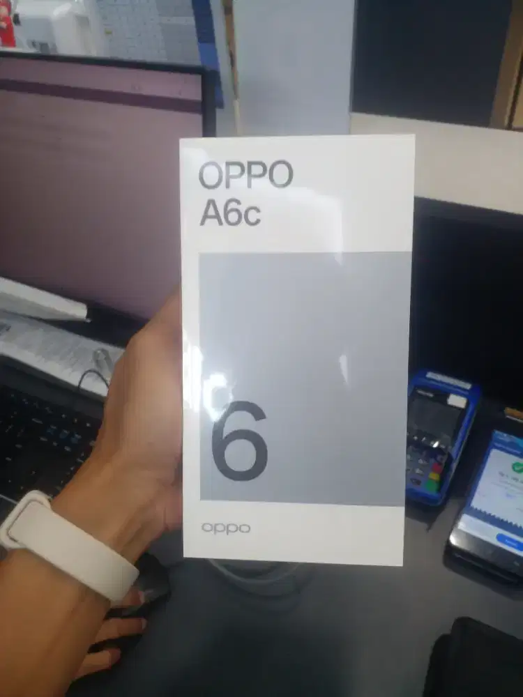 Oppo a6c toko blibli grage mall lantai 2