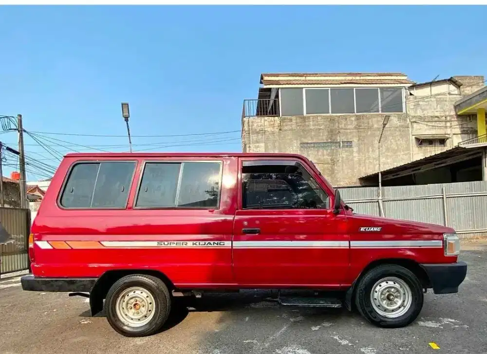 Kijang super antik