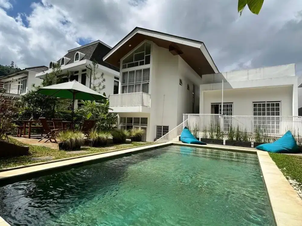 Rumah Villa Dijual siap huni di Resor Dago Pakar Bandung Utara