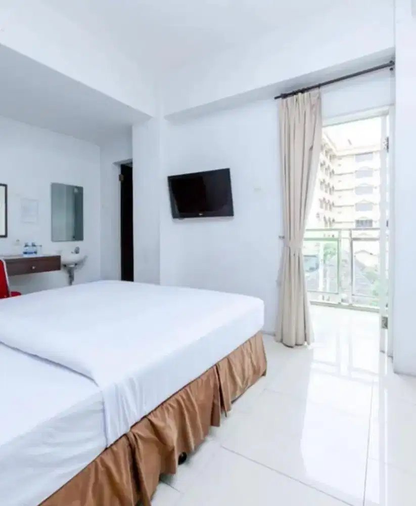 Loker Housekeeping