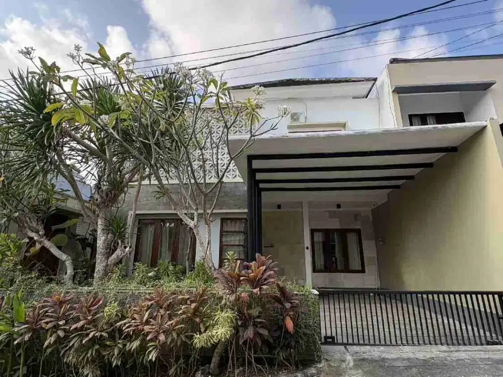 Villa minimalis 2 lantai 3 kamar big pool di Perum Terrace Paviliun Jimbaran.