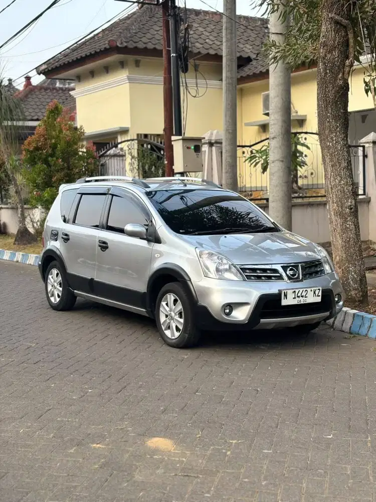 NISSAN GRAND LIVINA 1.5 X-Gear 2011 MANUAL ISTIMEWA