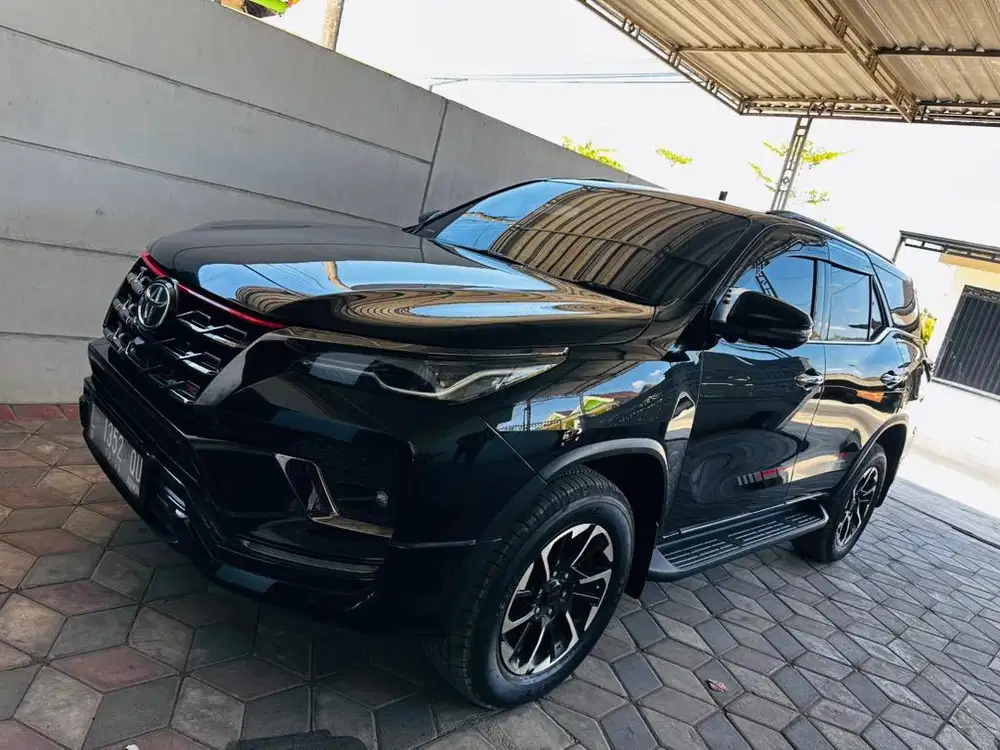 Fortuner vrz 2022 hitam at automatic vortuner gr trd new model