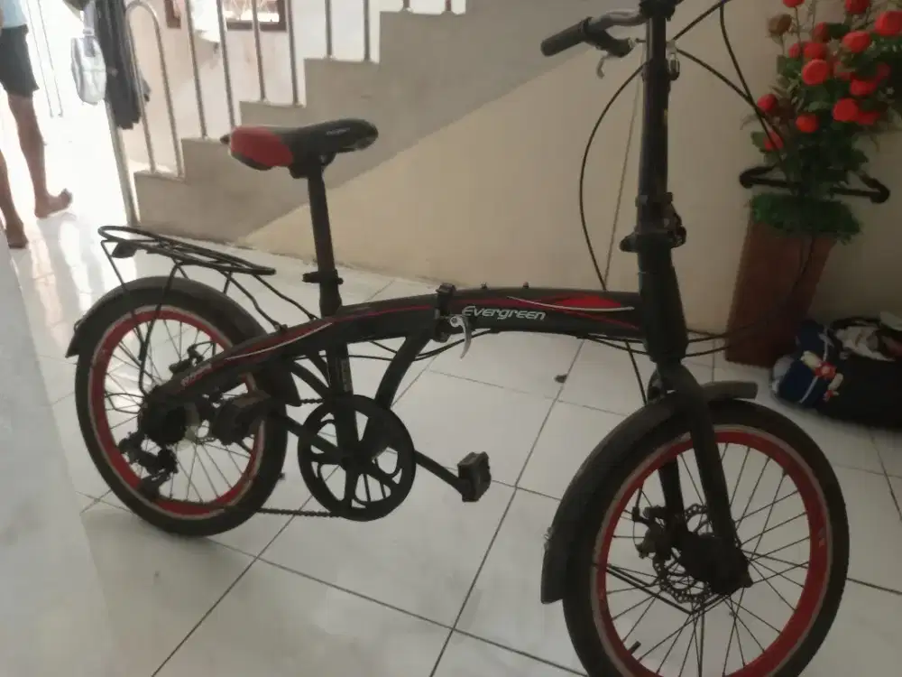 Sepeda lipat merk evergreen gigi 7