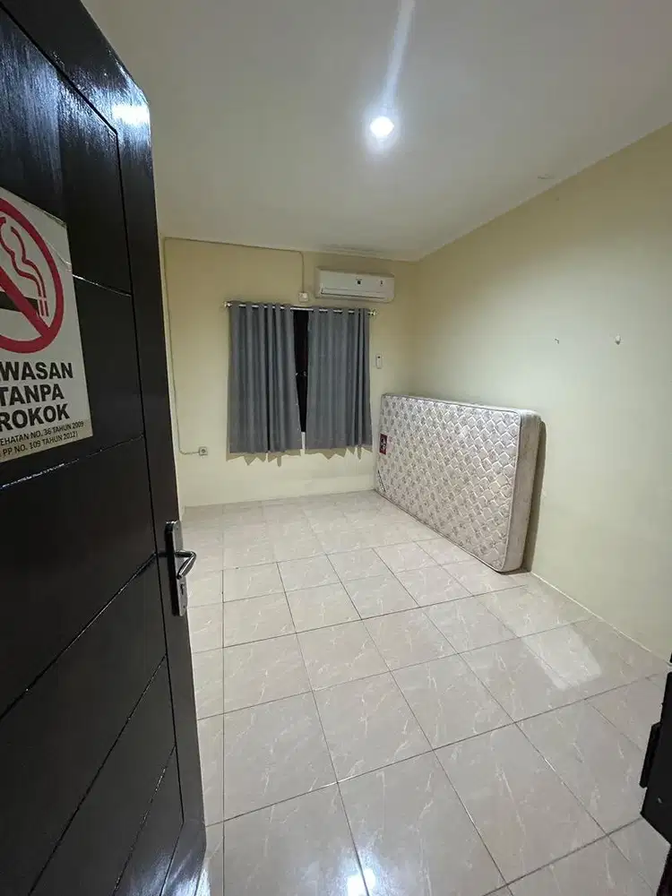 Dikontrakan Rumah 1 Lantai 2