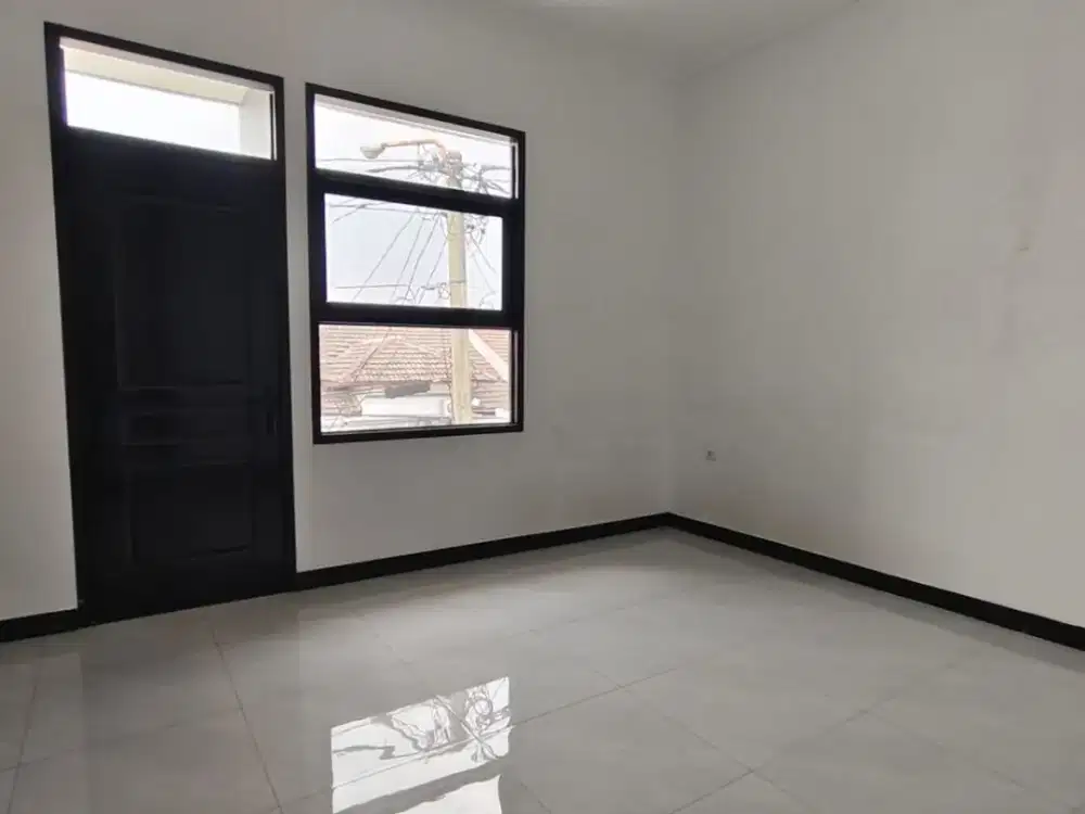 Rumah Minimalis 2 Lantai di Taman Kopo Indah TKI 2