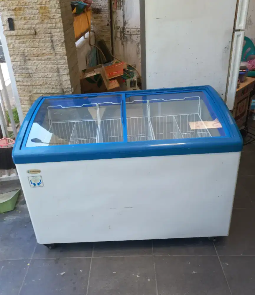 FREEZER SLIDING SANSIO