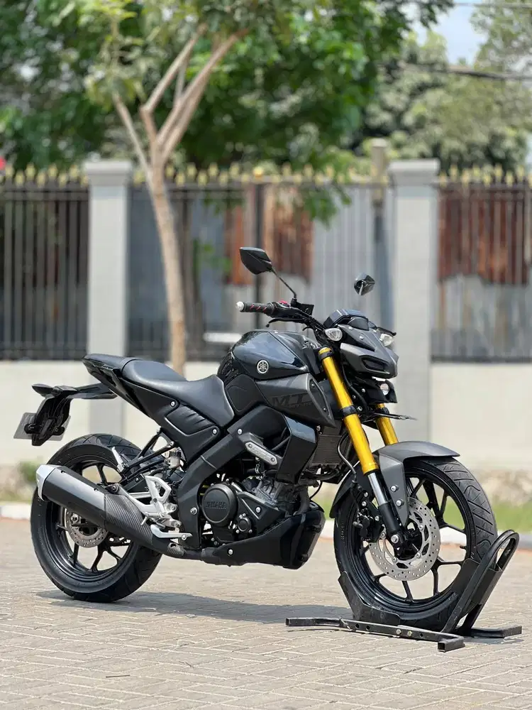 YAMAHA MT15 2019 HITAM KM 4K PAJAK PANJANG SUPER MULUS
