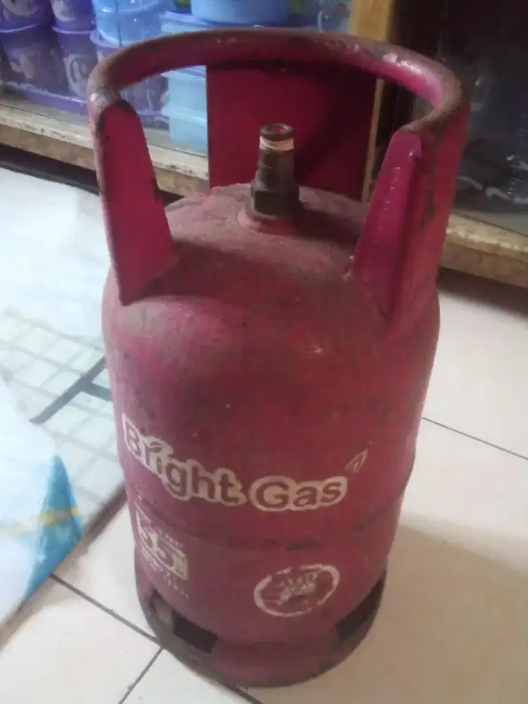 Tabung gas kosong