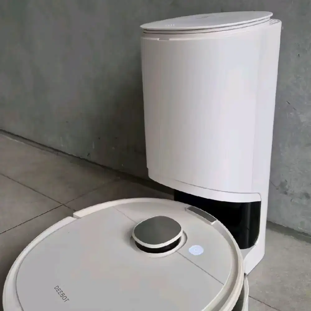 Ecovacs Deebot N10 + Auto Empty Station Preloved
