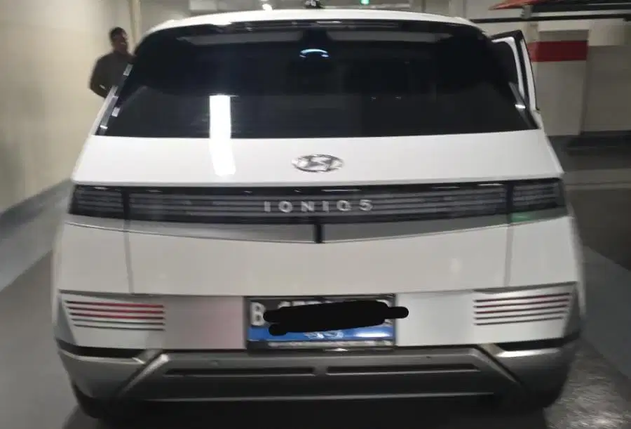 Hyundai Ioniq 5 Signature Long Range 2023 Putih Bluelink