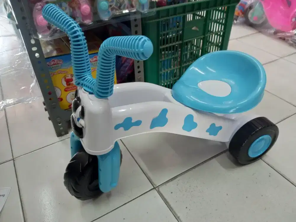 Mainan anak sepeda sapi non musik