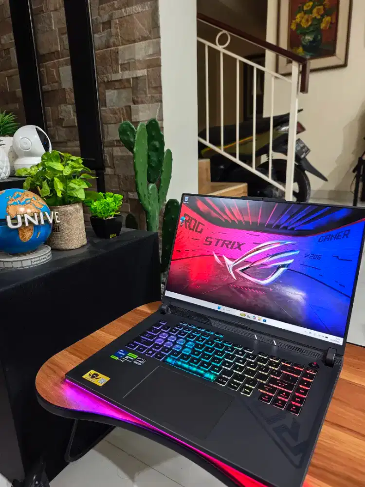 Laptop Asus ROG G614JI I7 13650HX RTX4070 x rog msi nitro tuf