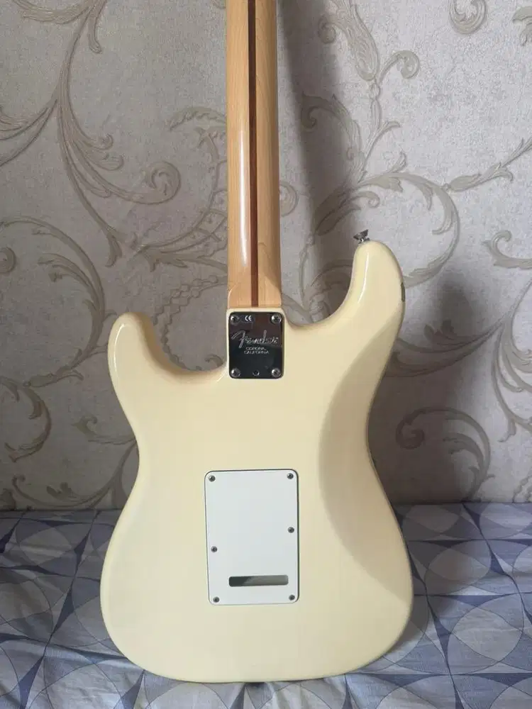 Fender Stratocaster American Standard 2005 Vintage White
