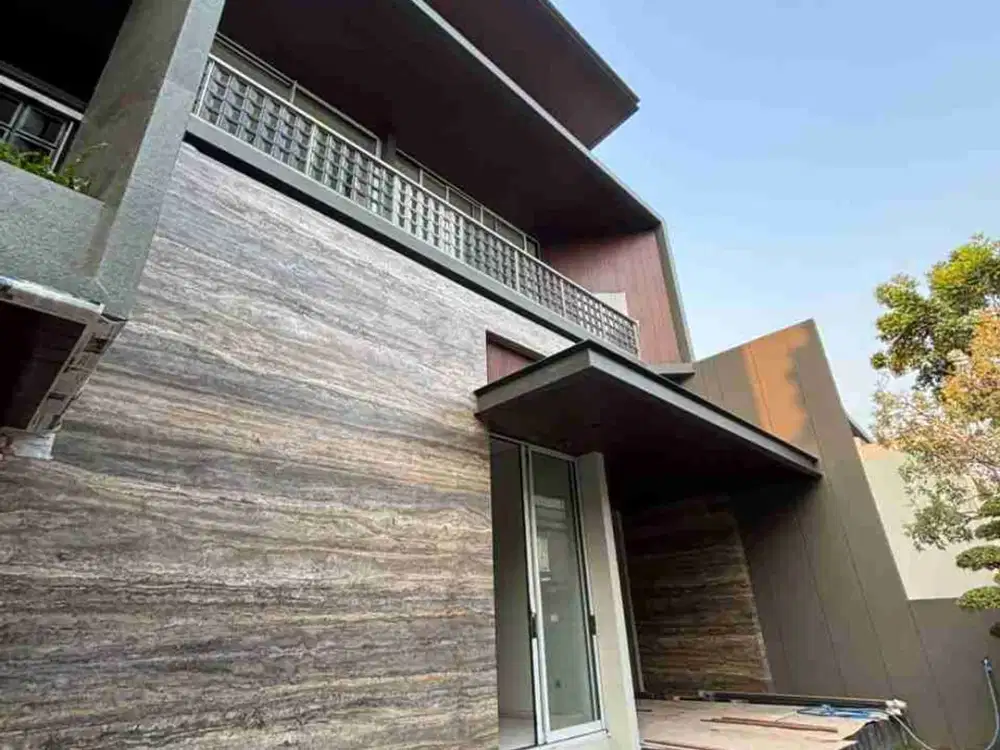 Dijual Rumah mewah American Modern Design di Raffles Garden , Citraland