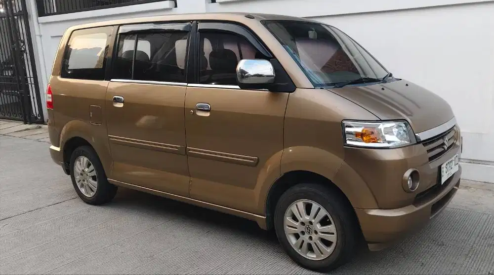 Suzuki APV X manual coklat tahun 2005