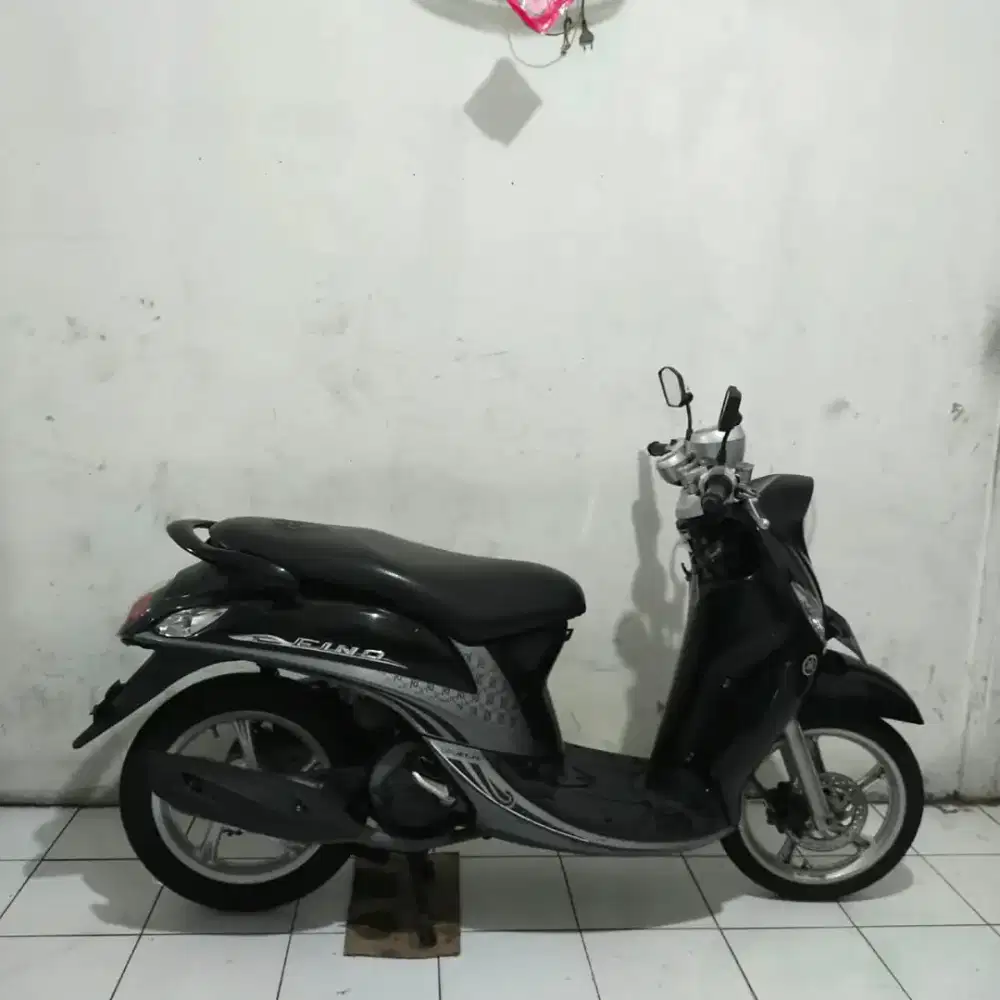 Yamaha Fino Premium 2015 Orisinil Bagus lengkap Mesin Cakep