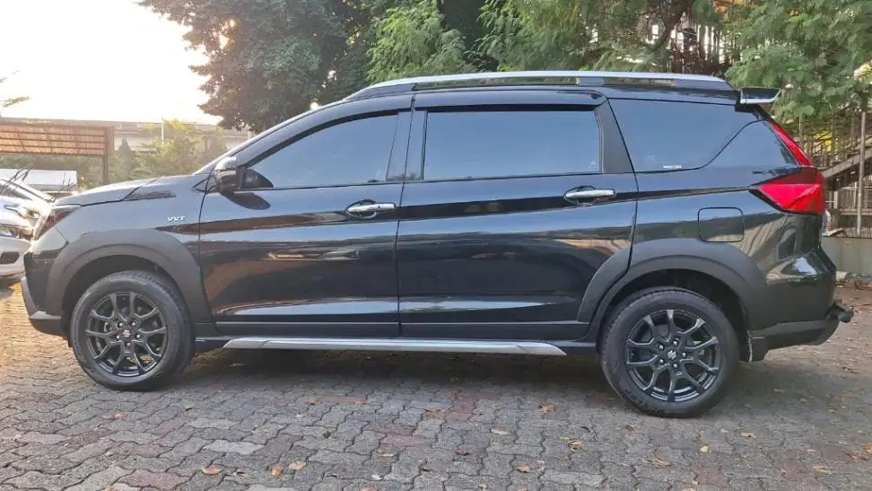 Suzuki XL7 1.5 Alpha Hybrid-AT 2023
