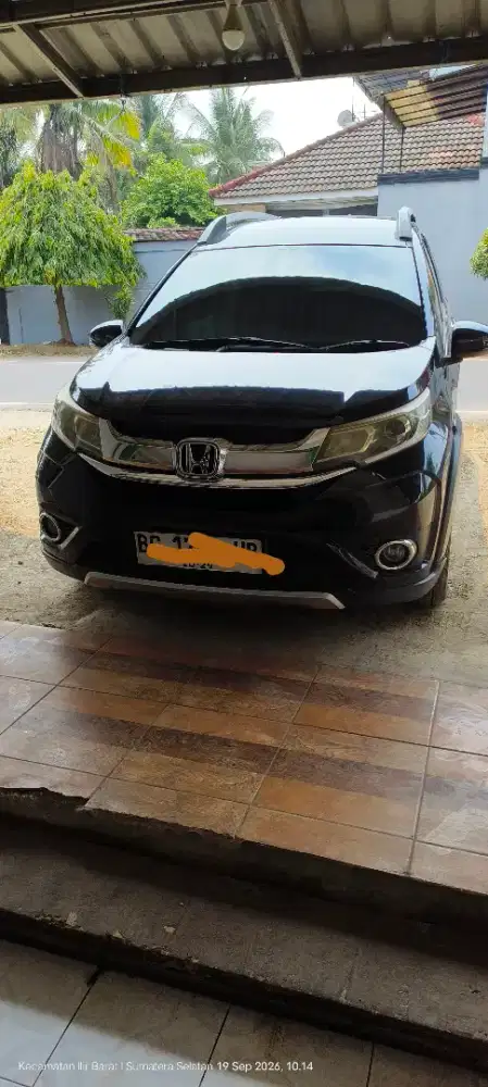 Dijual mobil pakaian sendiri pribadi