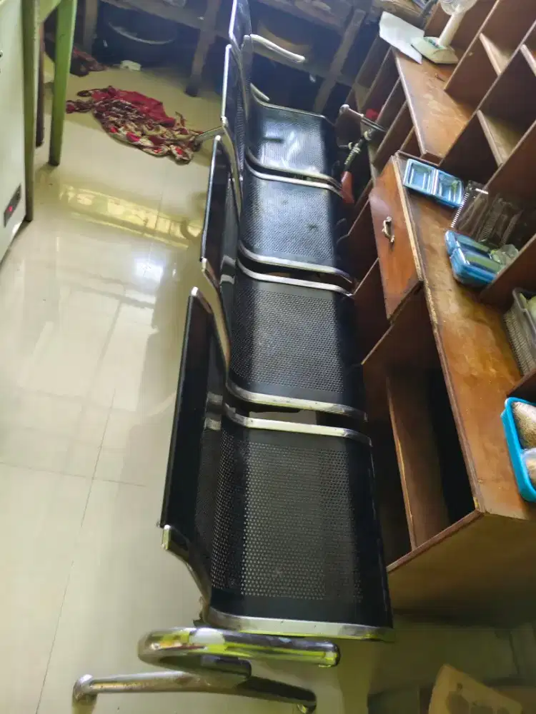 Kursi Besi 4 Pemakaian Rumah