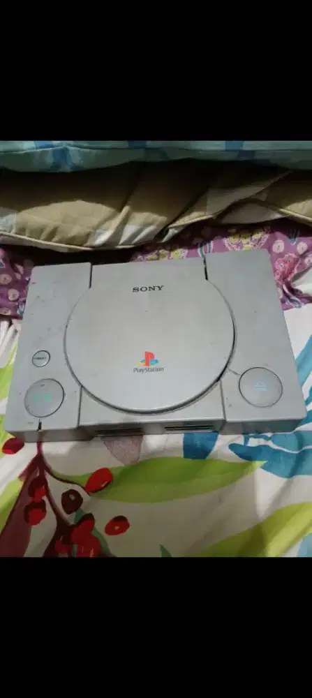 Dijual Console Game Nostalgia PS 1 include CD CD Game