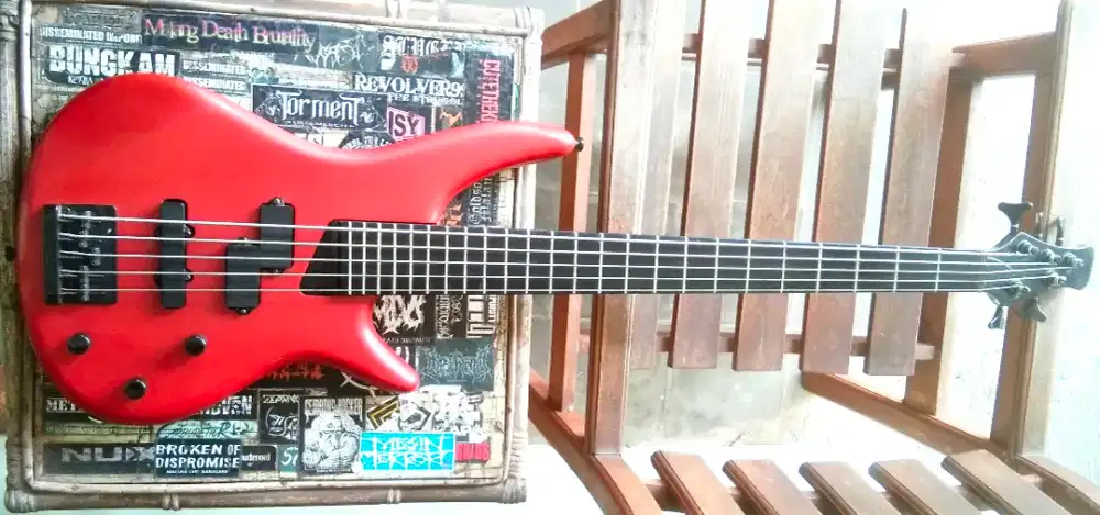 Bass senar 5 String