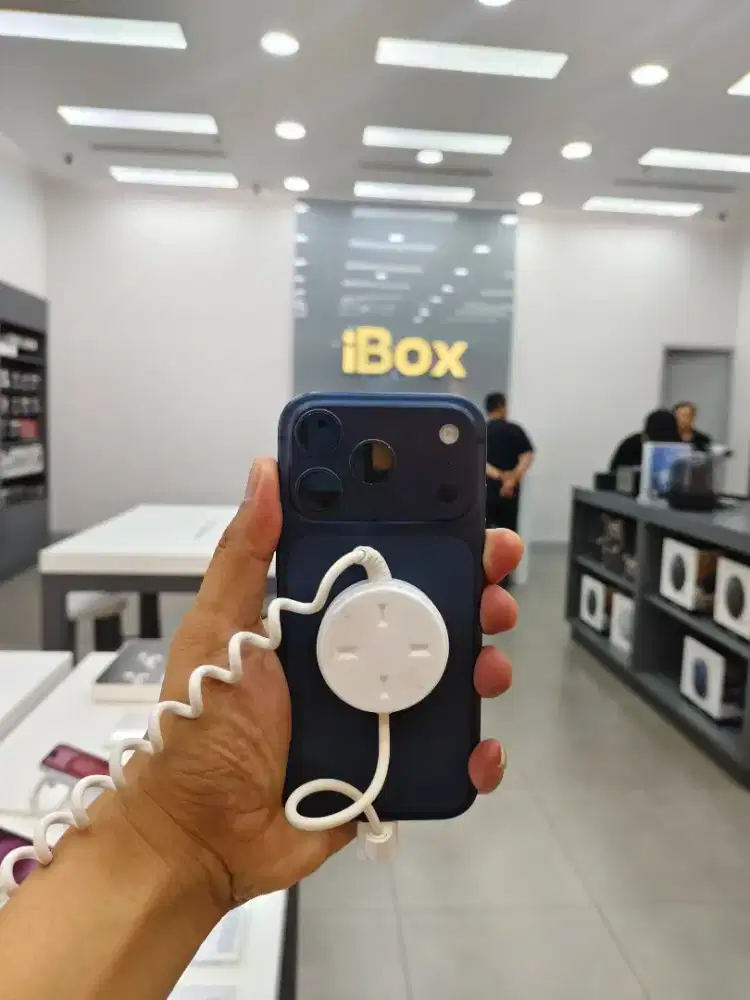 IPHONE 17 PRO 256GB DEEPBLUE