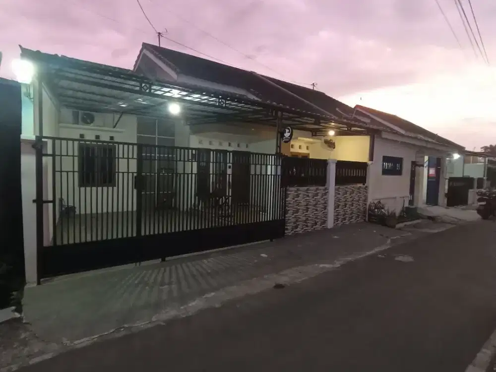 Jual  Rumah  Siap  Huni  3 Kamar  Tidur  Dekat  Rumah Sakit  Dokter  Oen Solobaru
