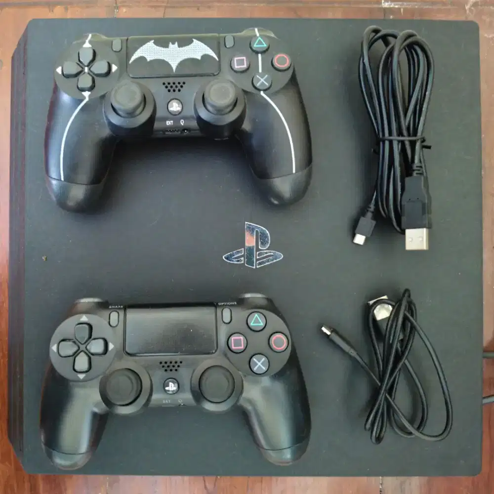 PlayStation 4 Pro 1TB OFW