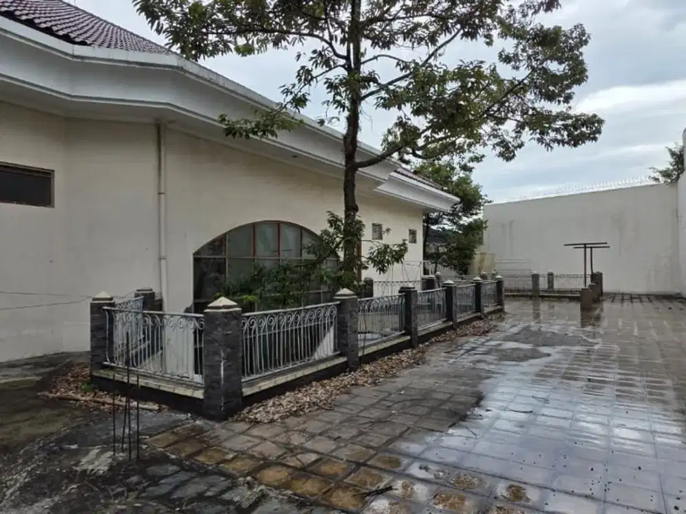 DIJUAL HARGA DIBAWAH PASAR :: RUMAH / RUANG USAHA DI LAPANG SUPRATMAN, BANDUNG