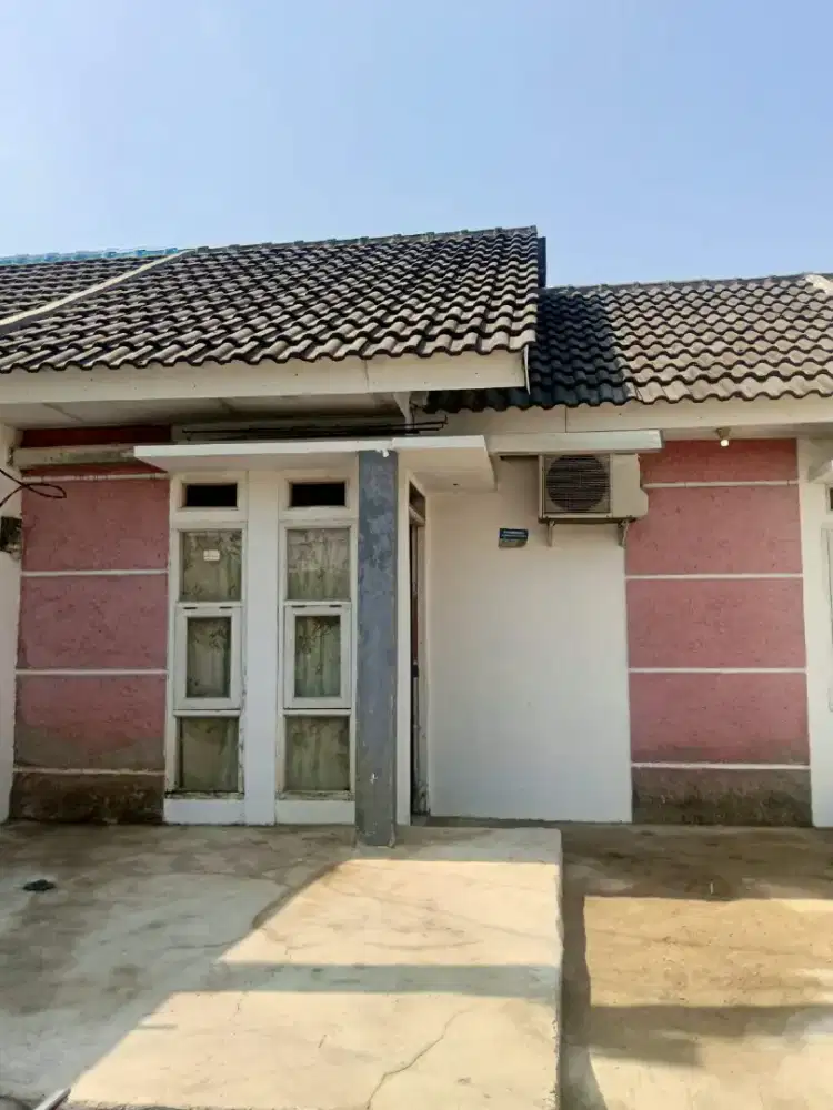 Jual dan over kredit rumah dan isi isi nya