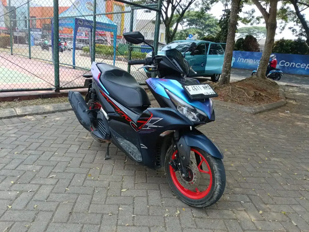 DIJUAL CEPAT YAMAHA AEROX CYBERCITY 2023 GRES
