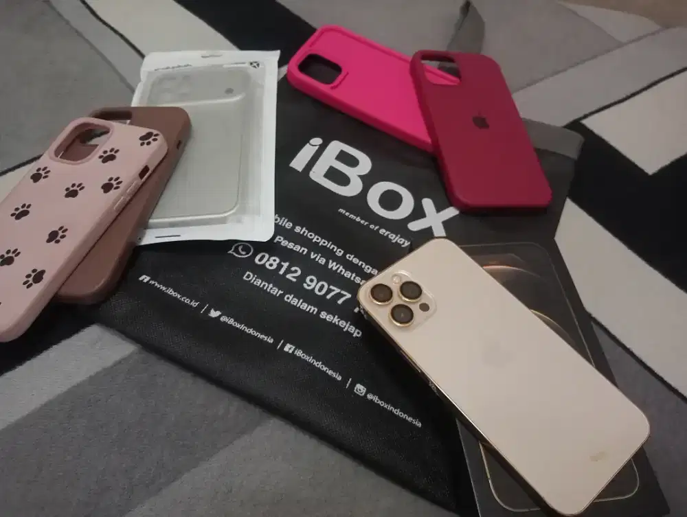 iPhone 12 pro max iBox 999%like newwww