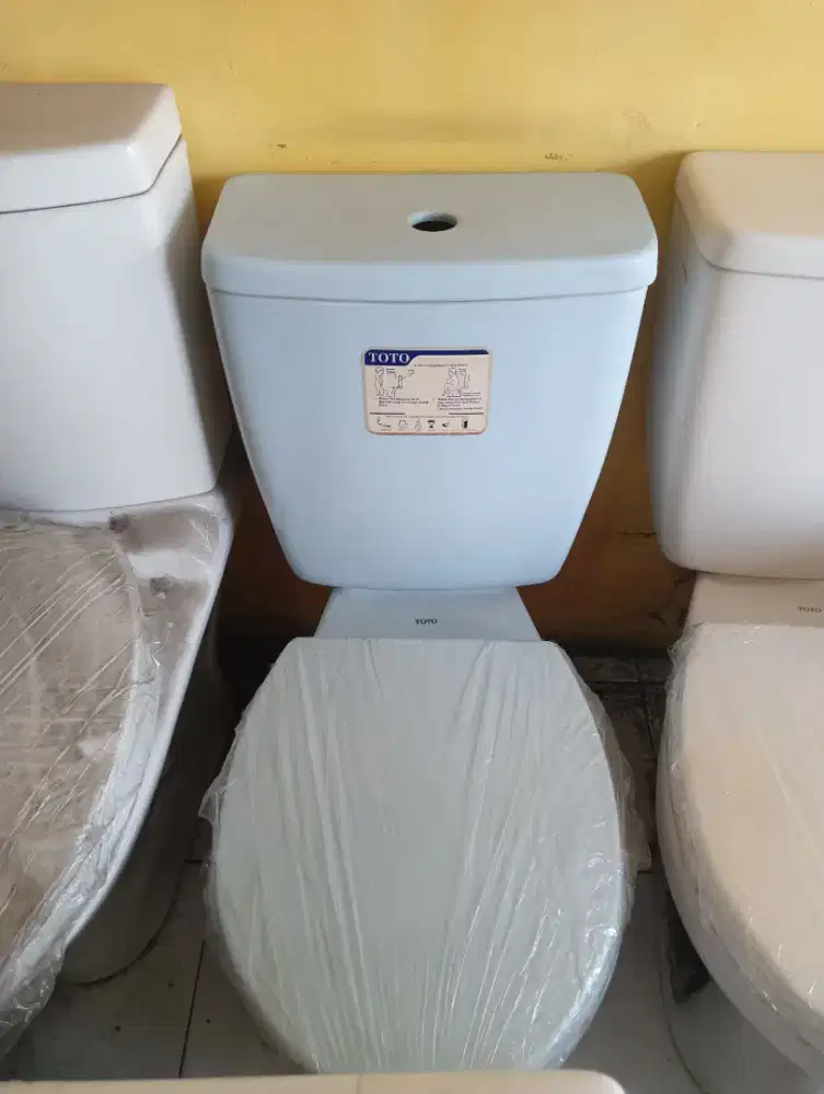 kloset duduk Toto type cw516jp dual flush lengkap