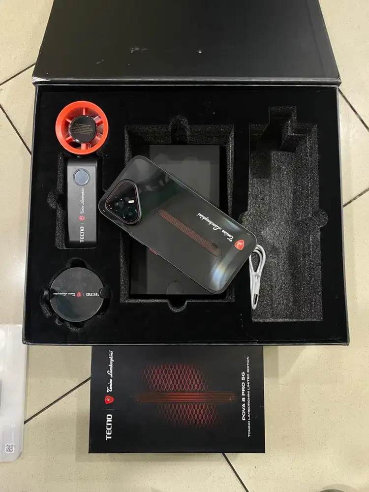 Pova 8 pro 5g lamborghini