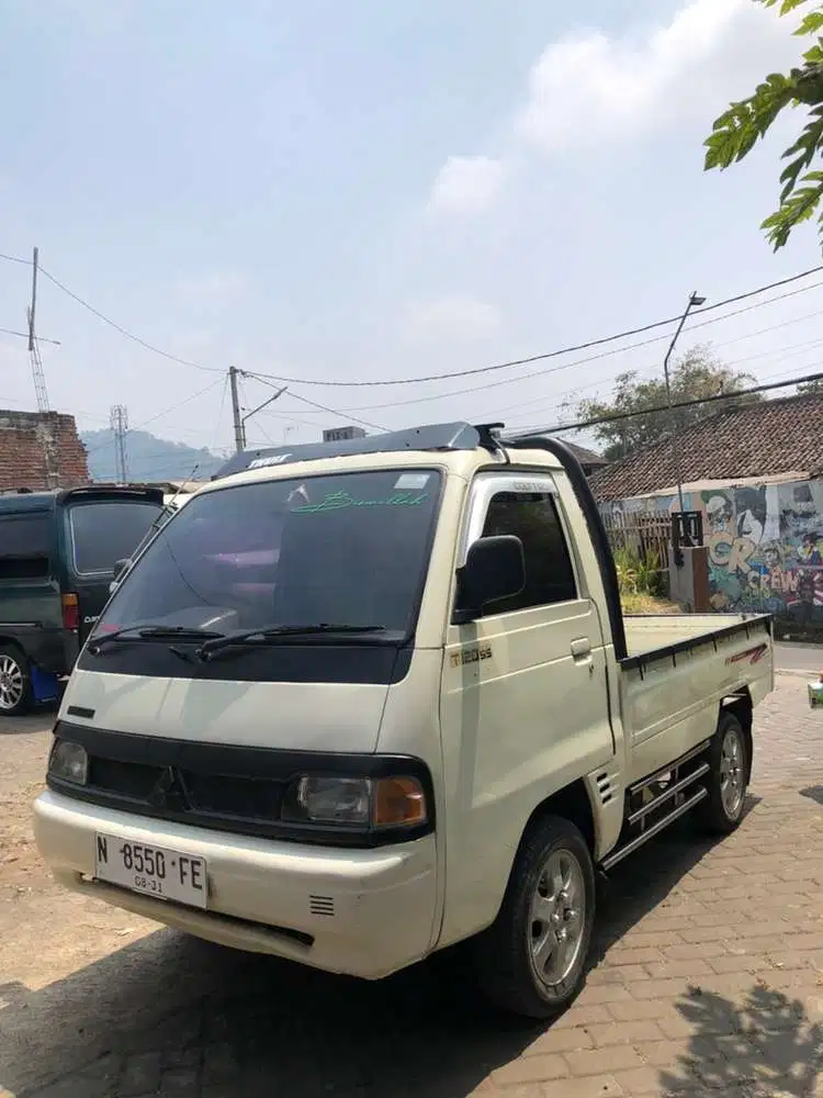 Mitsubishi Pick-Up colt t120ss