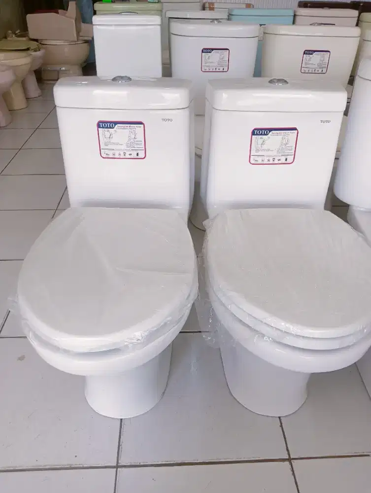 kloset duduk Toto type cw630j lengkap tinggal pasang
