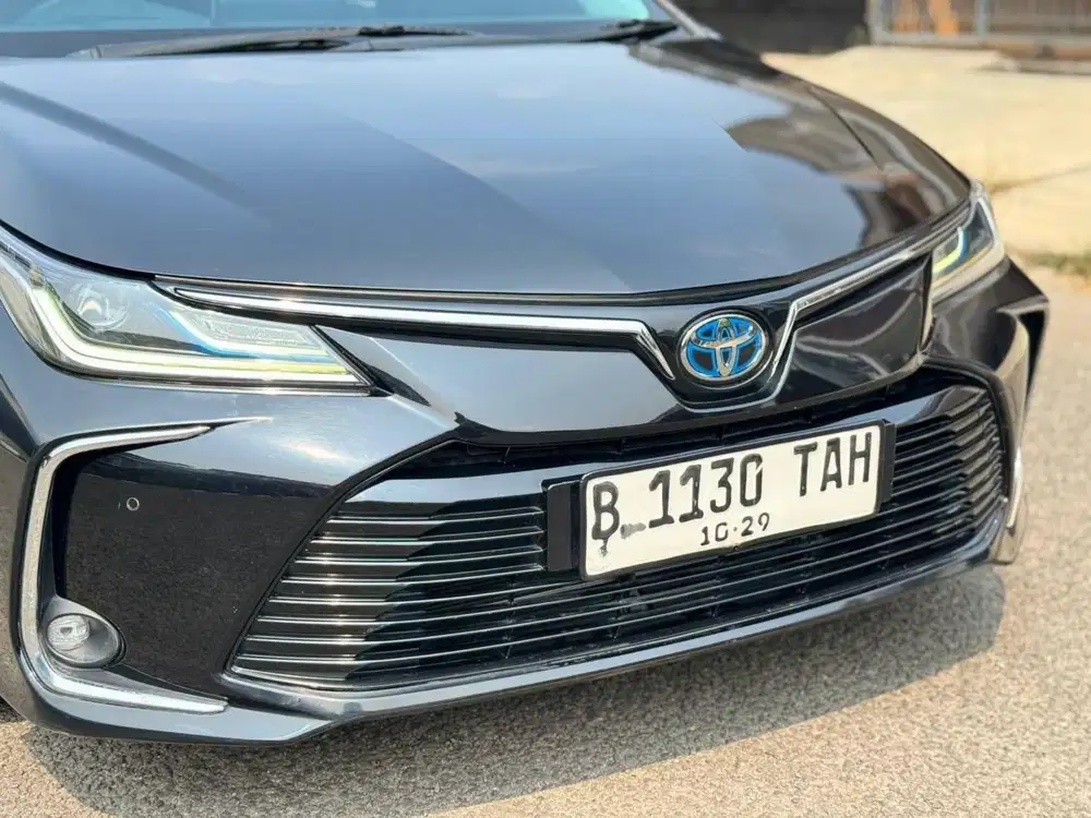 Toyota Corolla Altis 1.8 Hybrid AT 2019/2020 | Civic City Camry