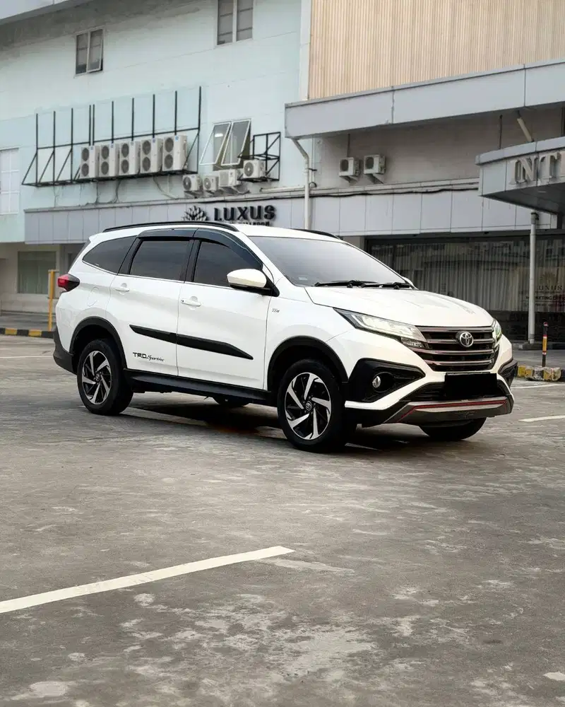 TOYOTA RUSH TRD 1.5 A/T 2020