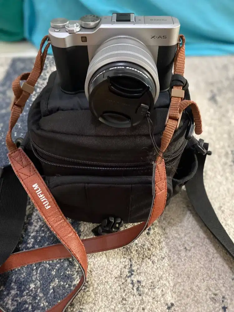 Mirrorless Fujifilm X-A5