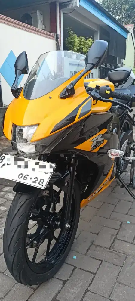 Suzuki GSX low kilometer Tahun 2023