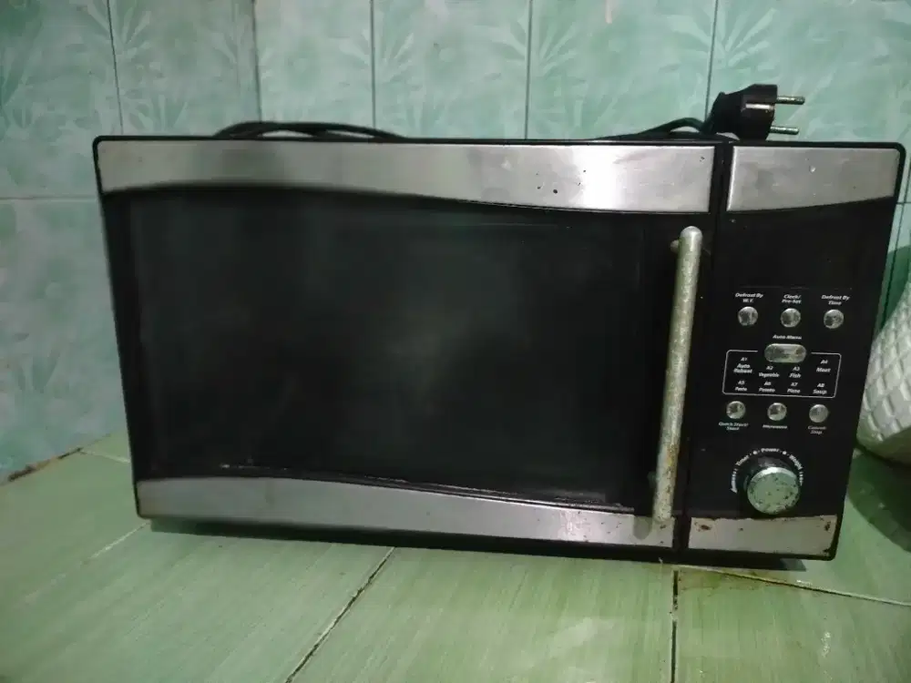 Microwave Signora 23 Liter SG-718-M