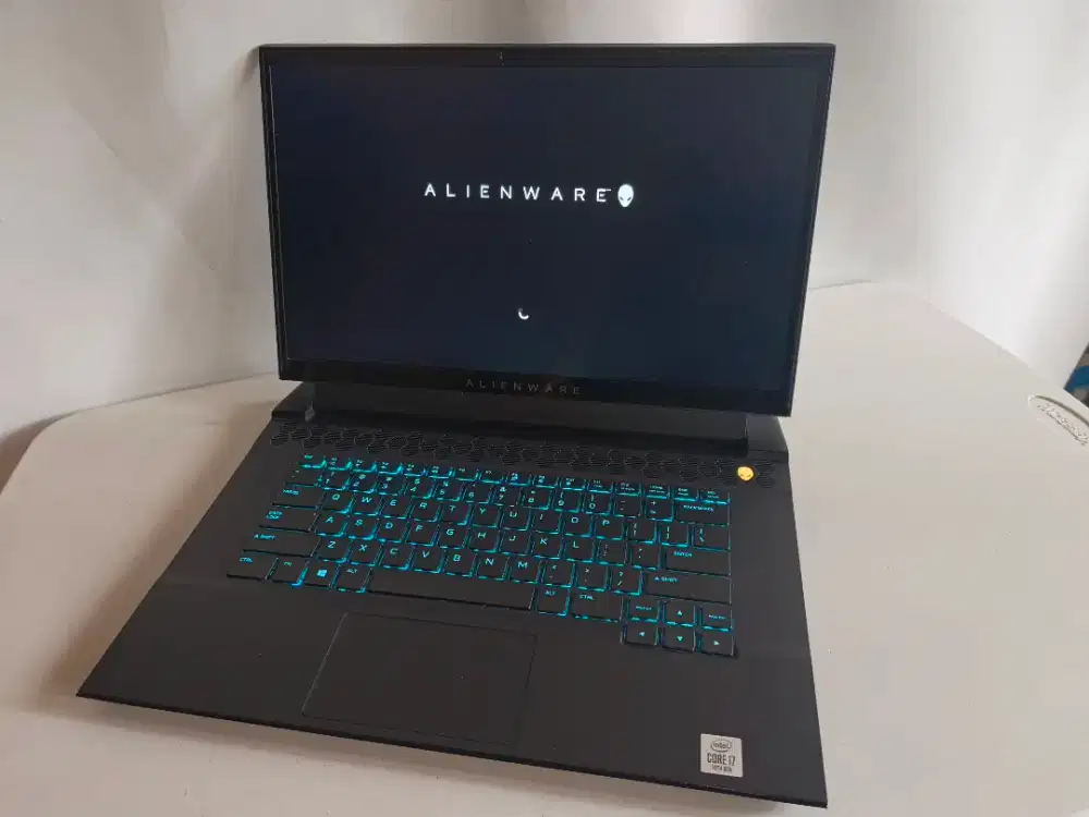 ALIEN WARE m15 R3