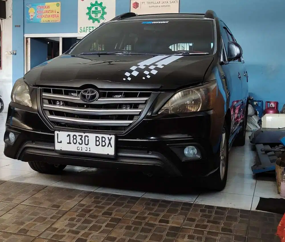 Toyota Kijang Innova 2015 Bensin