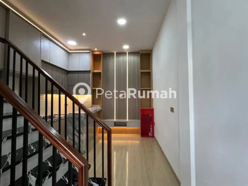 DIJUAL TOWNHOUSE JALAN PEMBANGUNAN 3 KOMPLEK HILTON RESIDENCE - DAERAH KRAKATAU MEDAN TIMUR (willis)