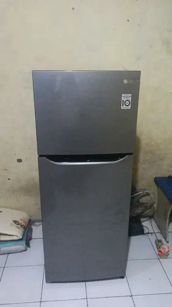 Kulkas LG inverter