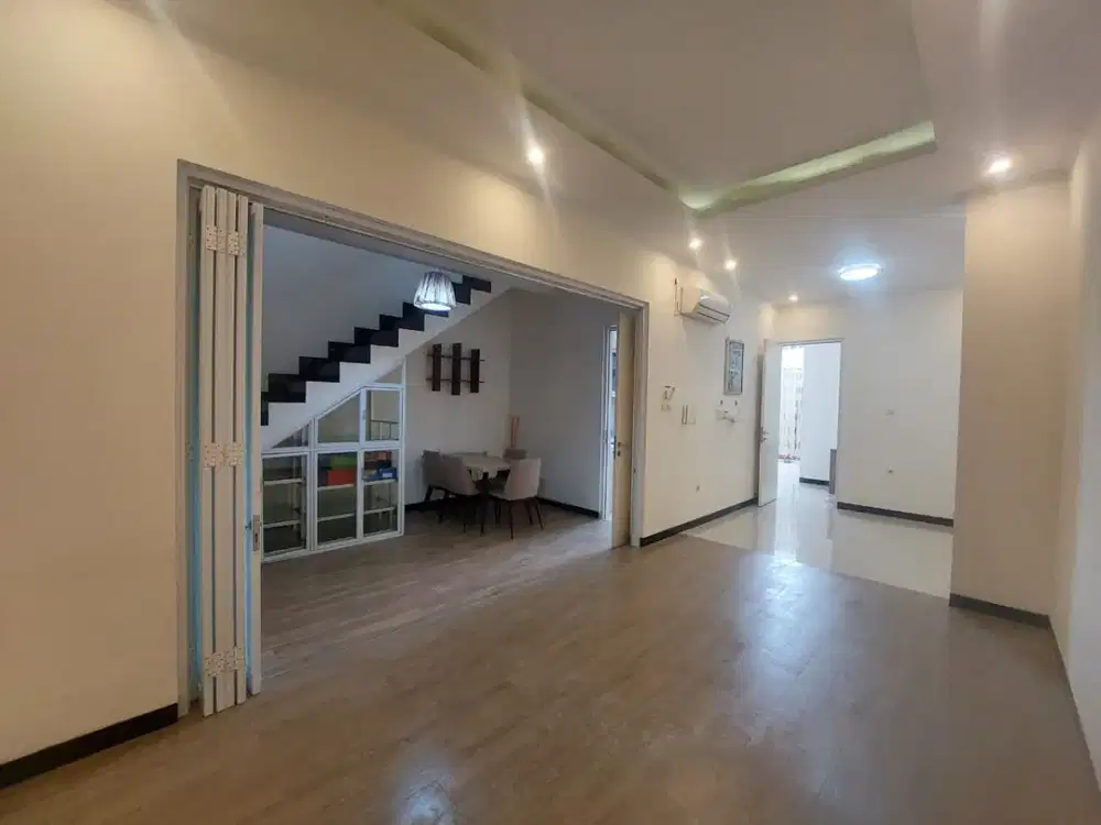 Rumah Nyaman di Cluster Taman Kopo Indah 5